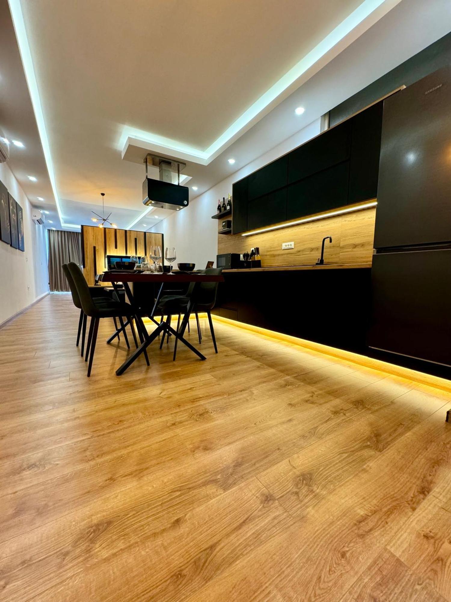 Luxury Central Baba Apartment Shkodër Exterior foto
